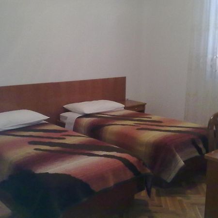 Apartmani Zdrelac Exterior photo