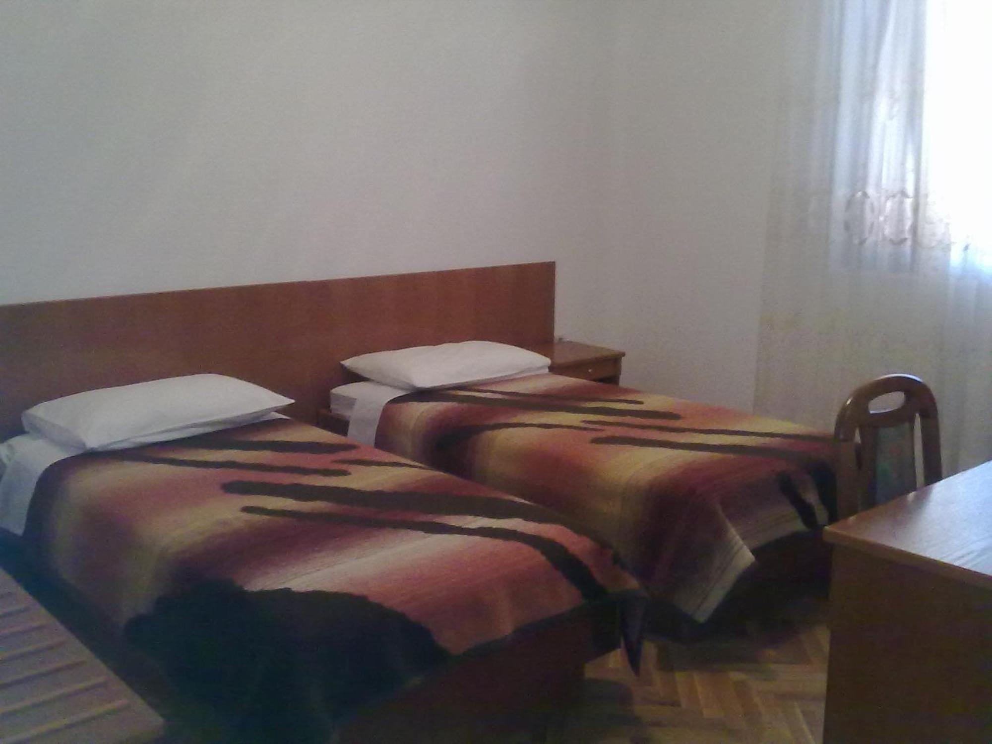 Apartmani Zdrelac Exterior photo